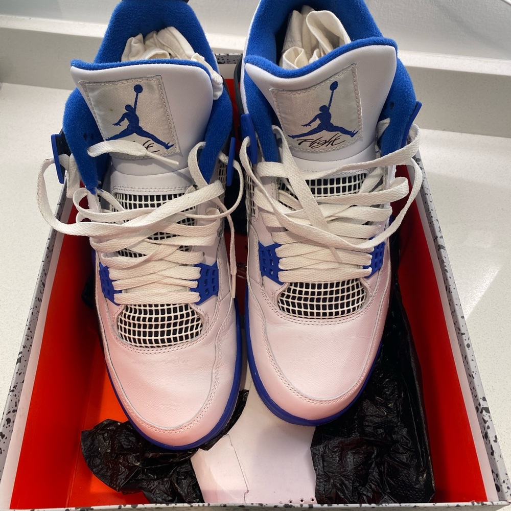 Jordan 4
